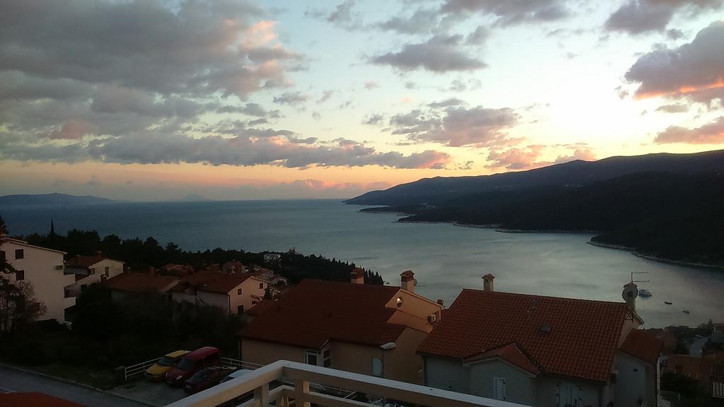 Apartments Silmare Rabac Eksteriør billede
